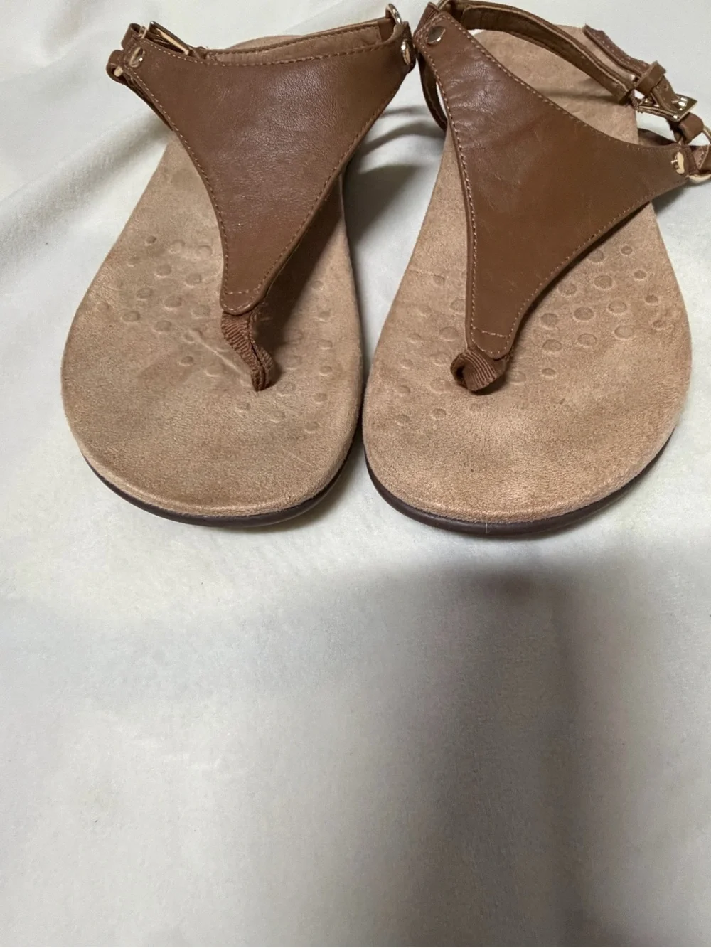 New Vionic Rest Kiera Brown Leather T-strap Sandal Women’s 8 Comfort Travel